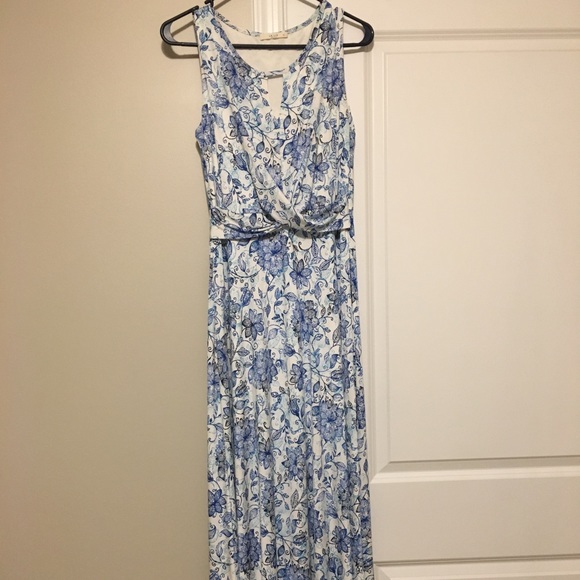 LE LIS Maxi Dress - Picture 1 of 2